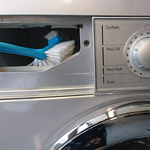 Scrubbing Detergent Drawer With Washing Up Brush