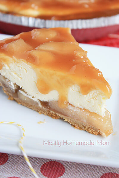 Caramel Apple Cheesecake Pie