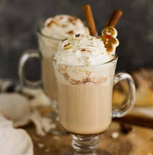 Gingerbread Latte With Biscuits