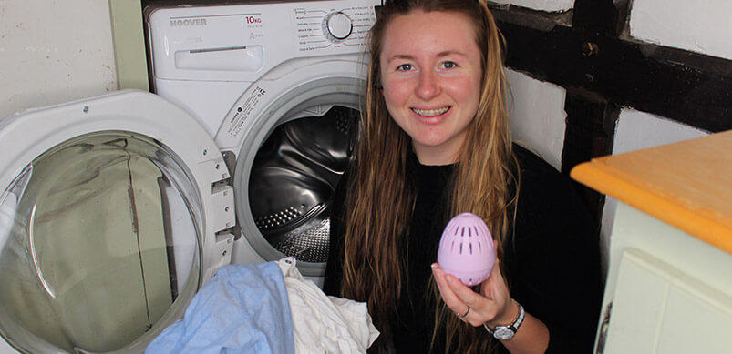 Amy and Laundry Egg